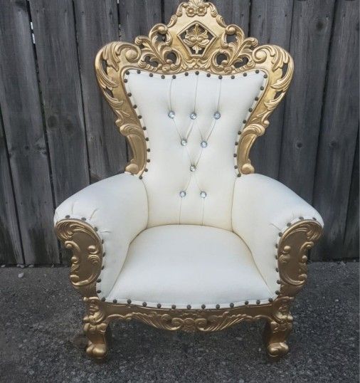 Kid Throne Chair For R.E.N.T