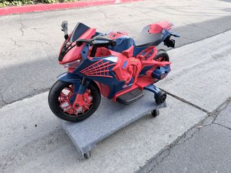 6V Spiderman Kids Motorcycle Age 3+