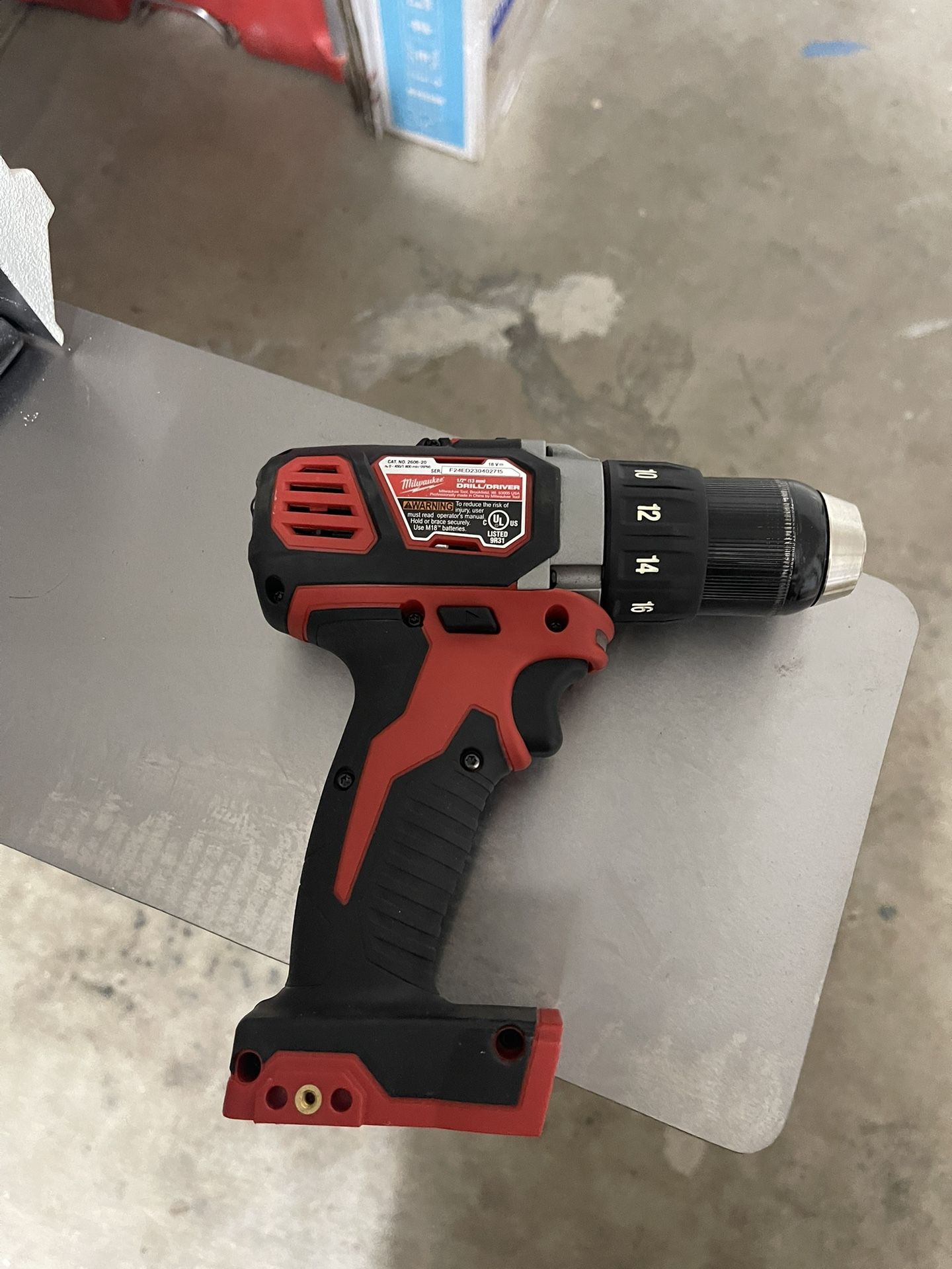 M18 Milwaukee cordless drill