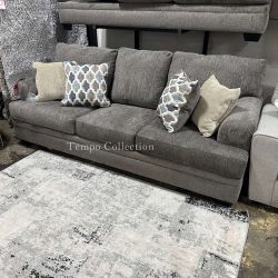 SLEEPER SOFA, SOFA WITH QUEEN BED PULLOUT BED -NEW-