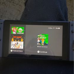 Nintendo Switch 