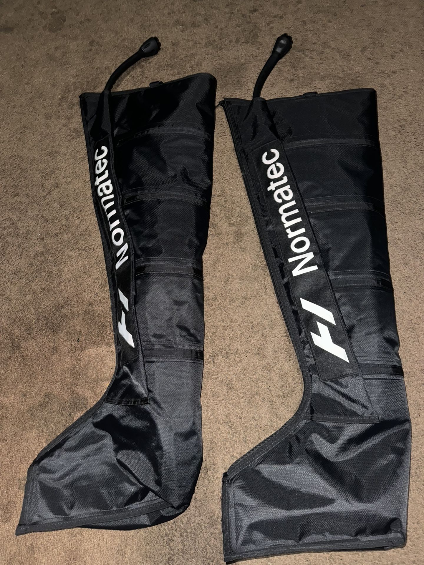 Normatec 3 Legs Compression with Normatec Backpack
