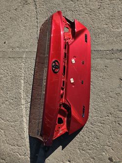 Toyota Camry  Trunk  Cajuela  Hail Damaged Granizo 25 To 26