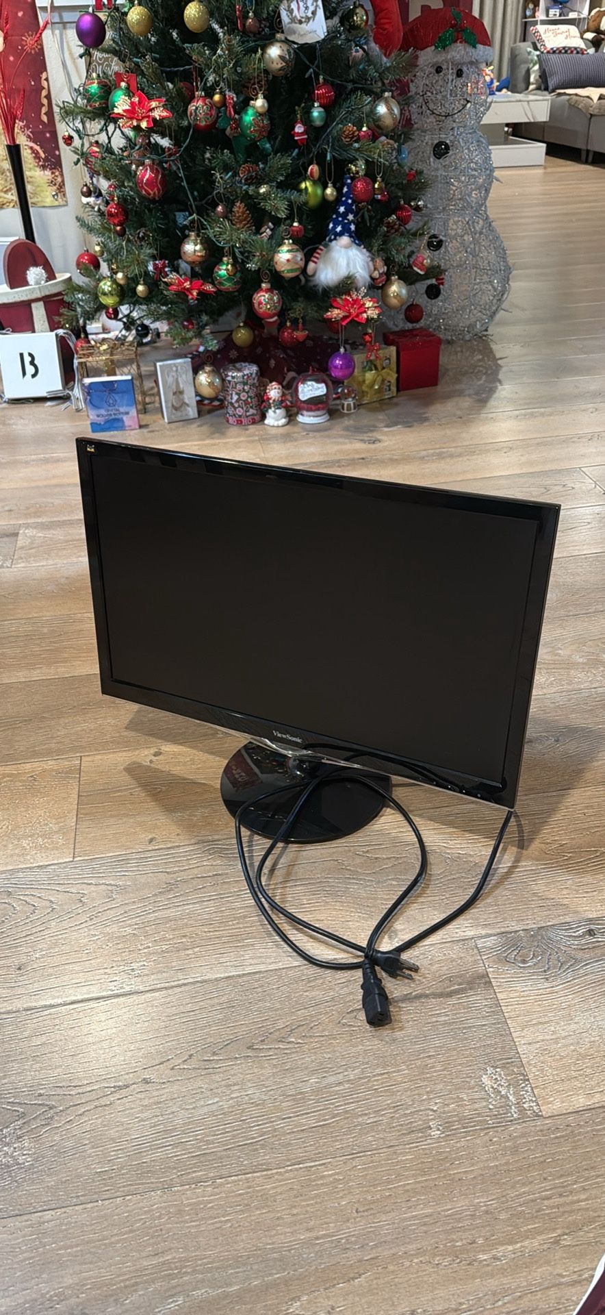 View Sonic Computer monitor 24” (used)