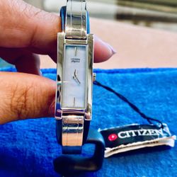 Ladies Citizen Elegance Bracelet Watch. Brand New