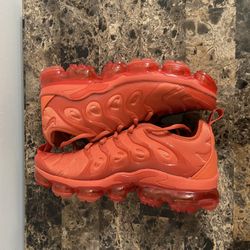 Size 10 - Nike Air VaporMax Plus Triple Orange W