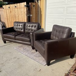 Leather Couches Set 