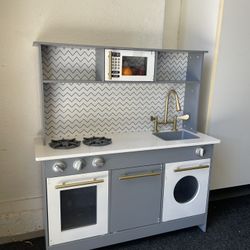 Kitchen Toy And Range Rover Car Toy 