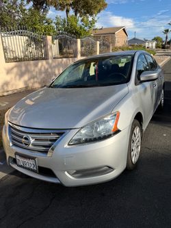 Nissan Sentra 2015 Clean Title , 106k miles $2500 or best offer