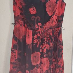 Ladies 10 Red/black Print Floral Dress