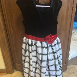 Size 10 Girls Holiday Dress