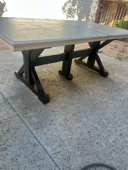 Farmhouse trestle table