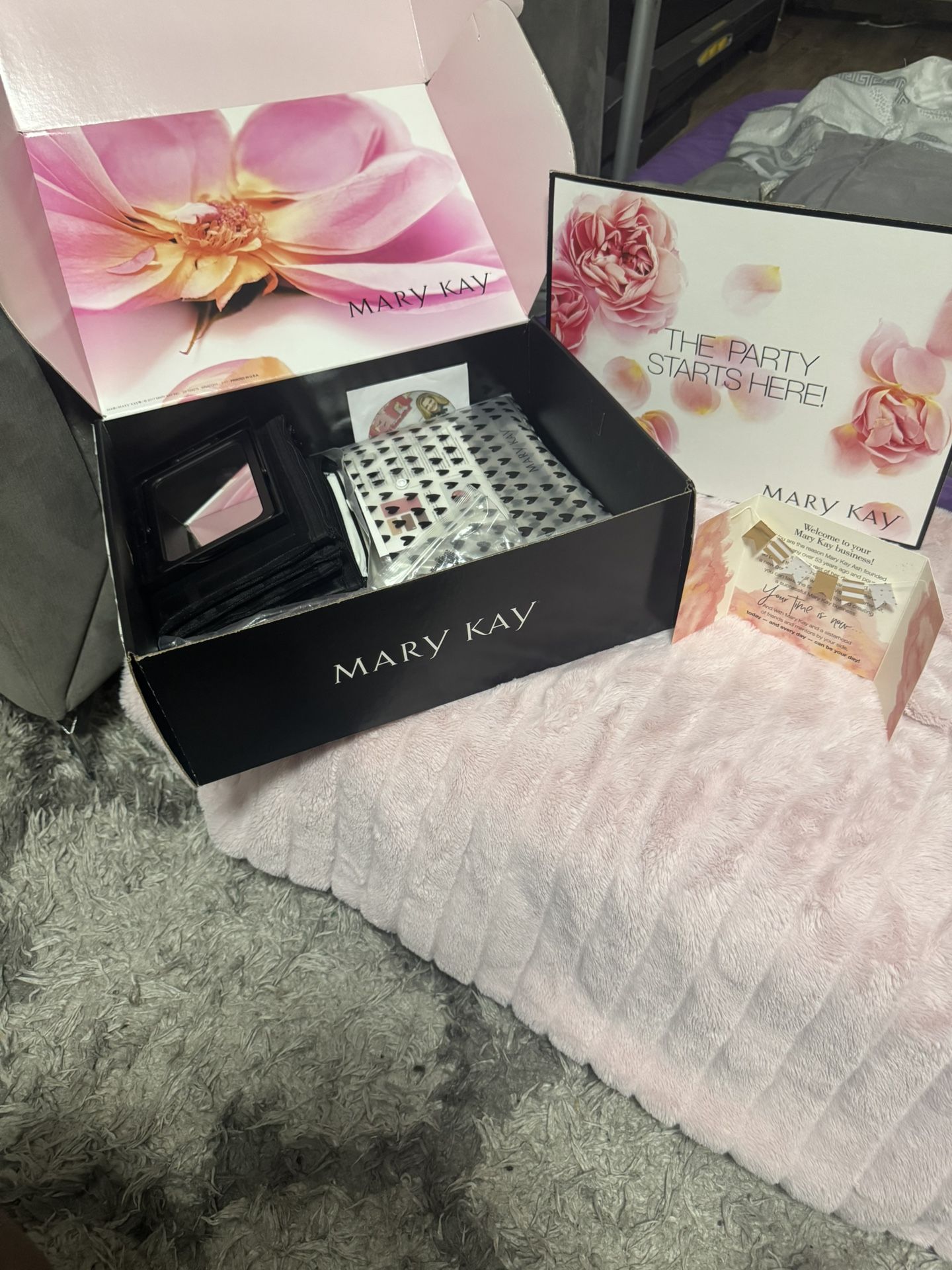 Mary Kay business And Make-up Startup Kit