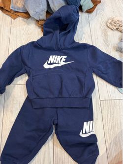 Baby Nike set