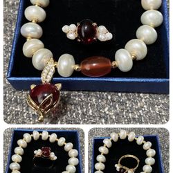 Authentic Pearl Fox Set