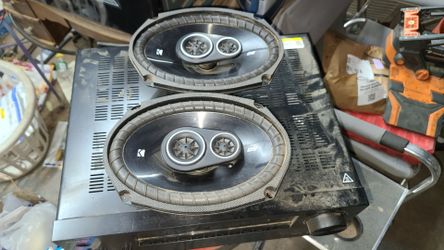 Kicker 6x9 3 way door speakers