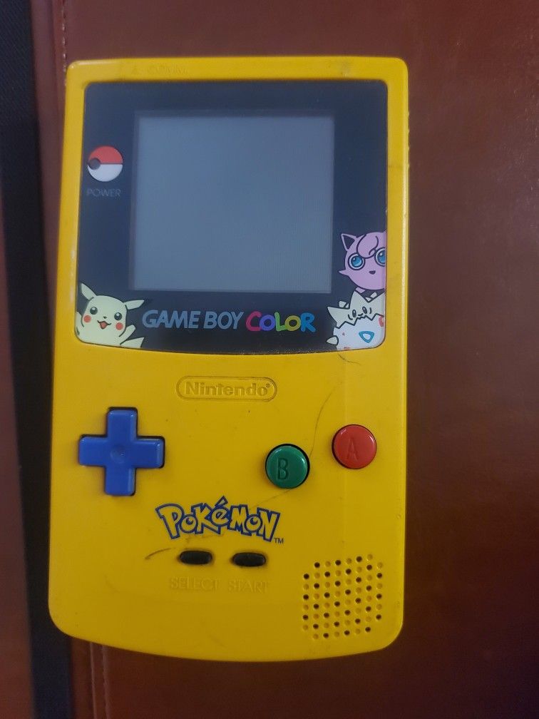 Gameboy Color Pokémon Edition With Original Charizard Game