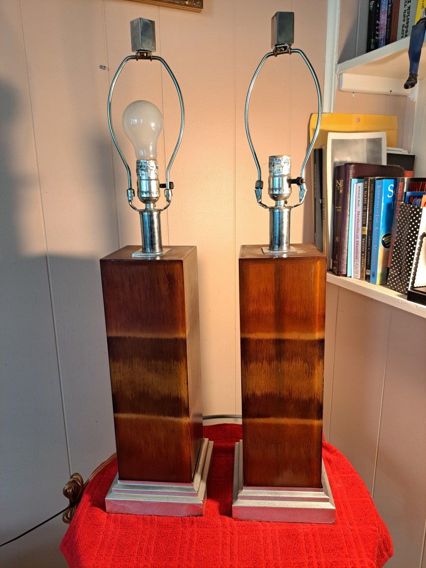 Vintage Pair of Lucite Amber Tortoise Column Lamps 30" MCM Retro
