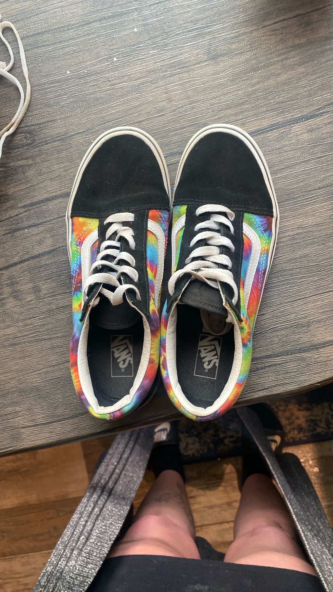 Women’s Vans 5.5