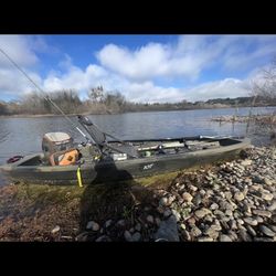 Ascend 10T Fishing Kayak 