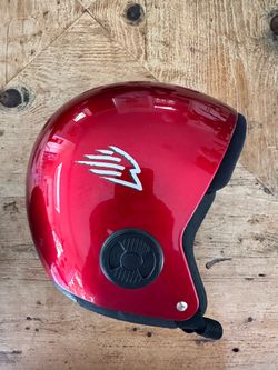 Gath Surf Helmet