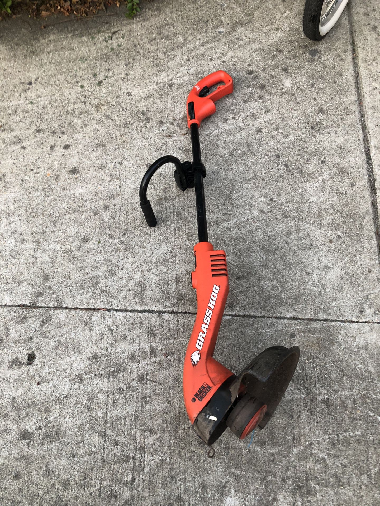 Weed Trimmer Grass Hog 12 inch and More