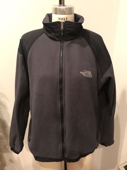 The NORTH FACE Mens Gray / Black Fleece Jacket Size Large Summit Series. Condition is Pre-owned. Great condition.