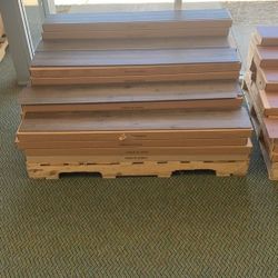 VINYLE GLUE DOWN FLOORING 597