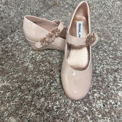 Girls Shoes