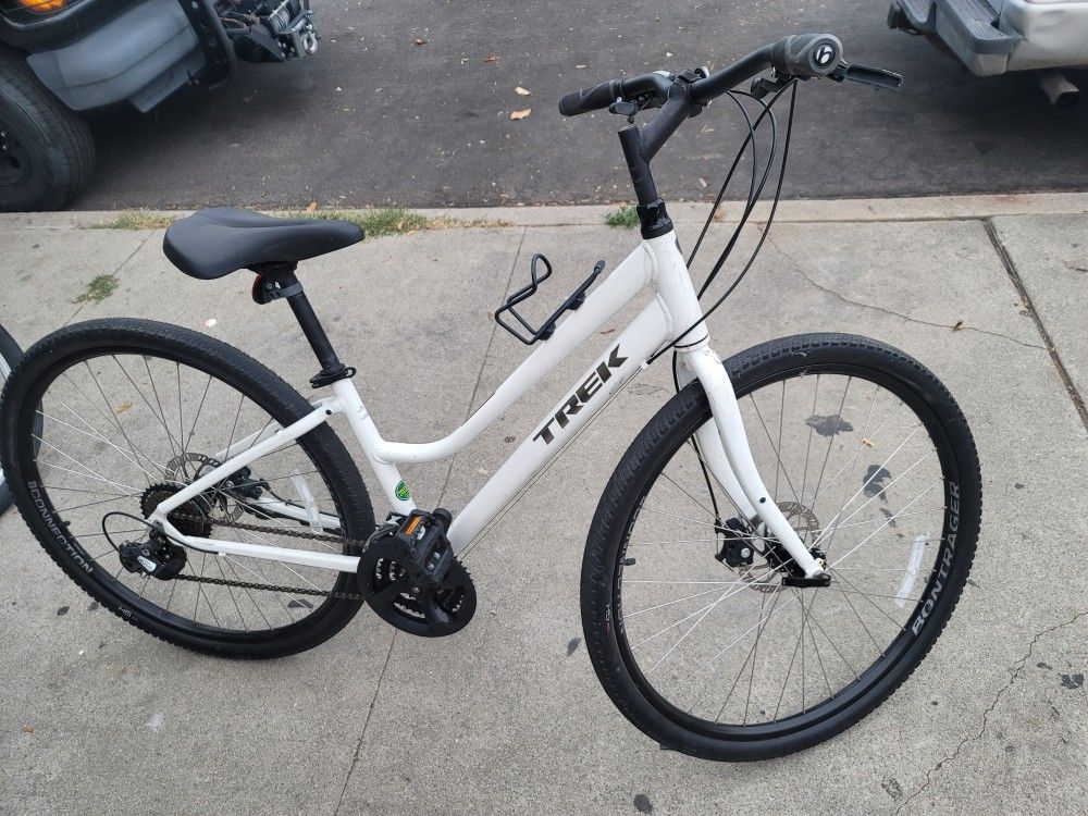 Trek Verve Hybrid Aluminum 700c 21 Speed Shimano