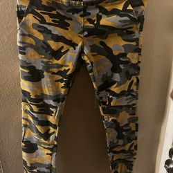 Army fit pants size