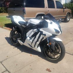 2007 Zx6r