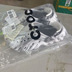 Crocs Echo Marbled Clog (Moonlight Multi) – Size M9/W11 – NEW