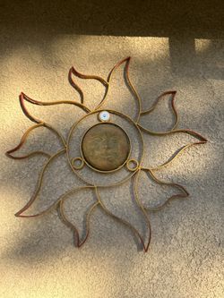 House Or Yard Art Sun