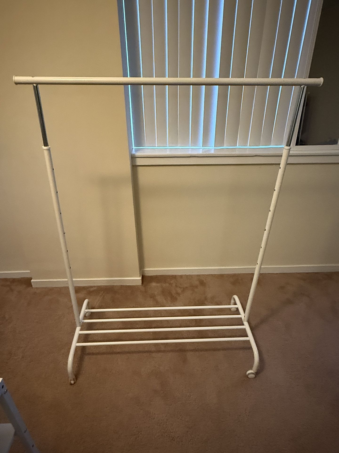 clothes rack