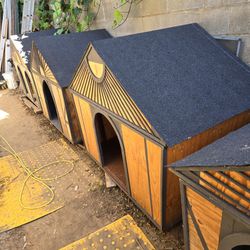 Large Dog House (Built/ready)