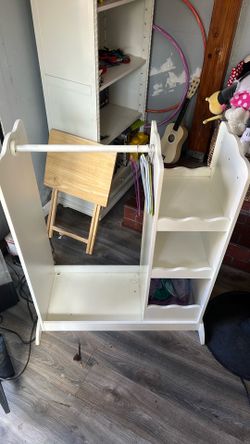 Kids wardrobe