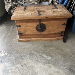 Old World Mexico Chest