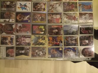 Scottie Pippen Card Lot (148 cards)