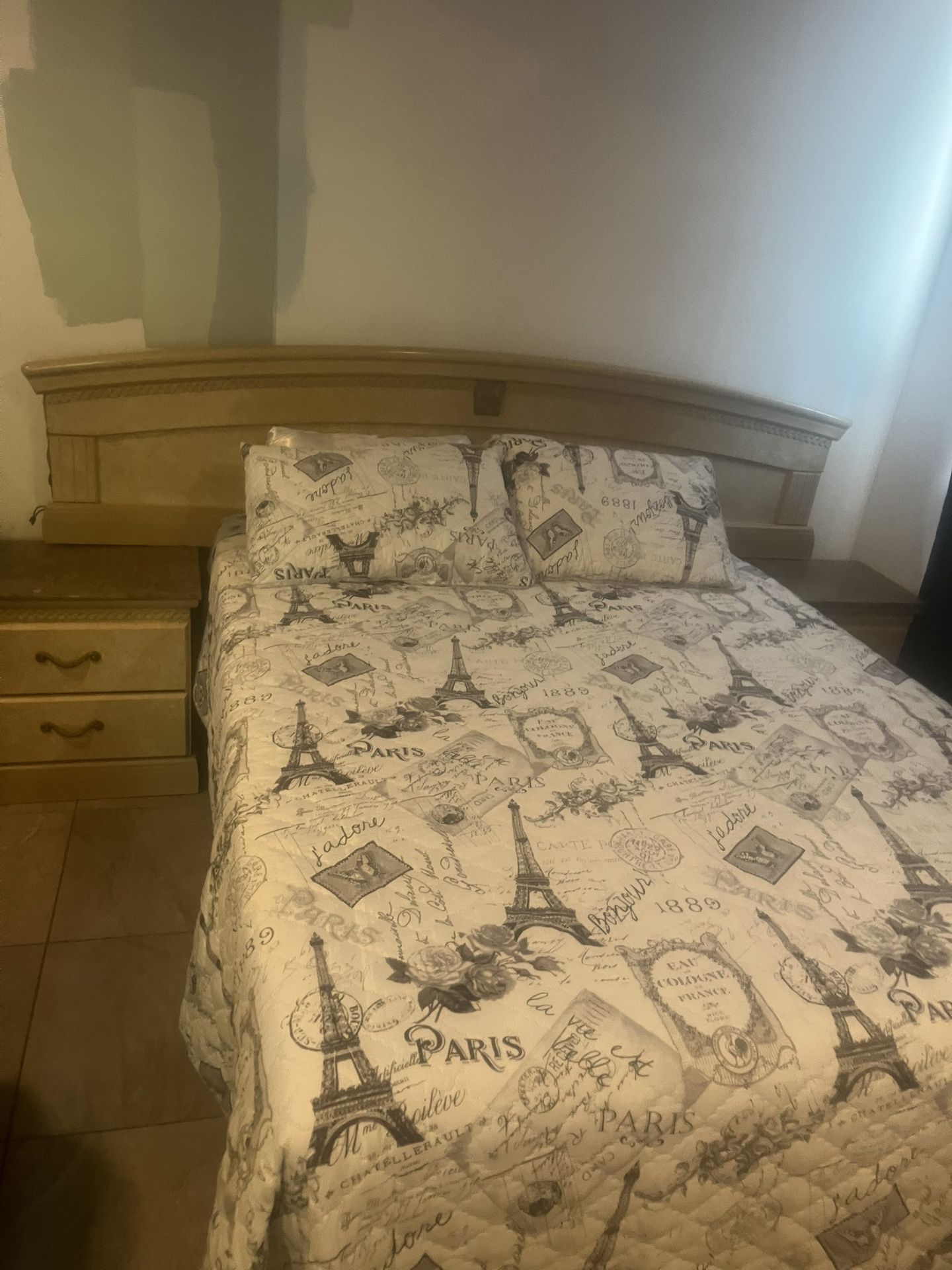 King Bedroom Set