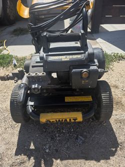 Dewalt pressure washer