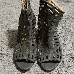 Report Women’s Mohawk Sandals 