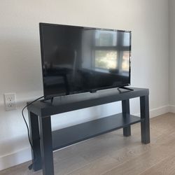 32 Inch TV And TV Stand 