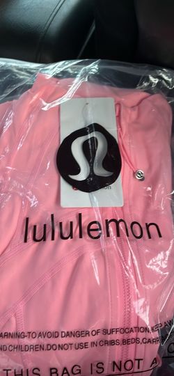 Black and white lululemon sets, small and medium