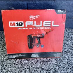 FINISH NAILER 16GA MILWAUKEE TOOL ONLY 