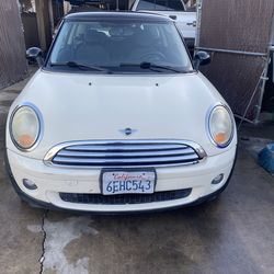 2008 Mini coper base model