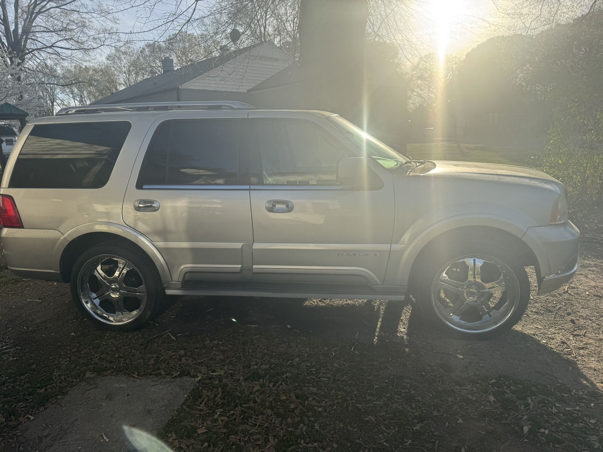 2004 Lincoln Navigator