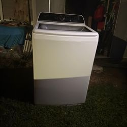 washer and dryer Frigidaire