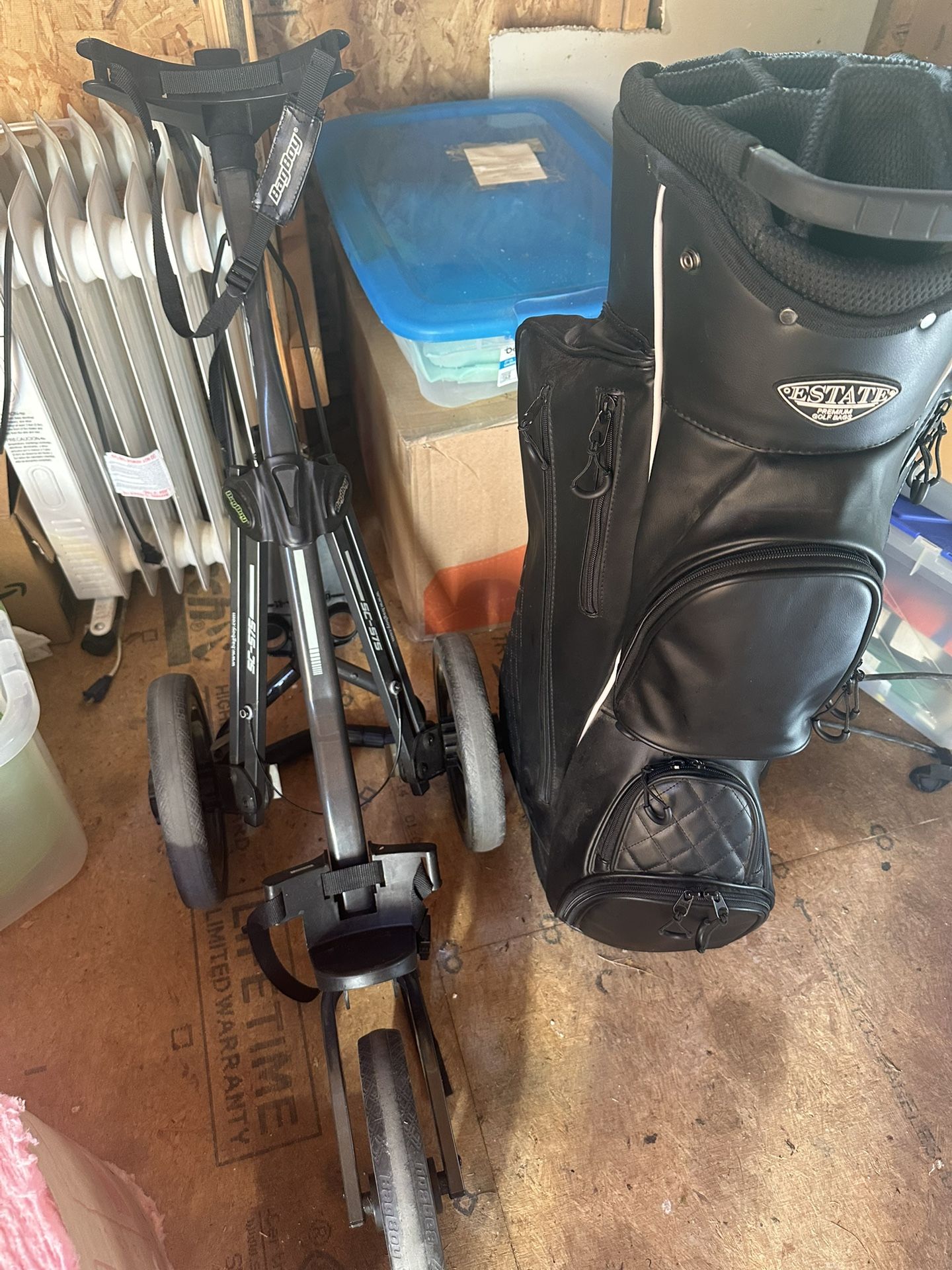 Golf Bag And Cart 