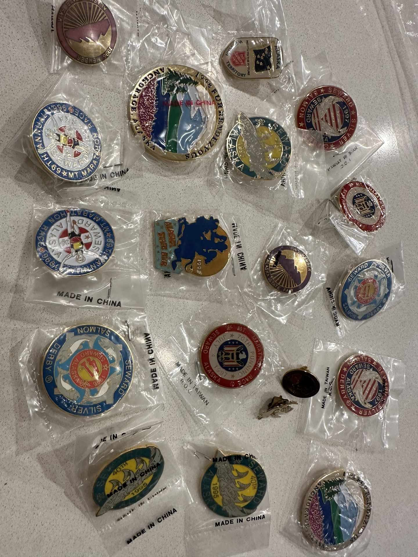 Lot Of Alaska Pins Gift For Collectors